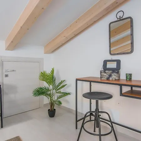 Apart Residence-Galant Rovinj Buitenkant foto