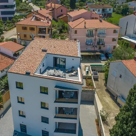 Apart Residence-Galant Rovinj Buitenkant foto