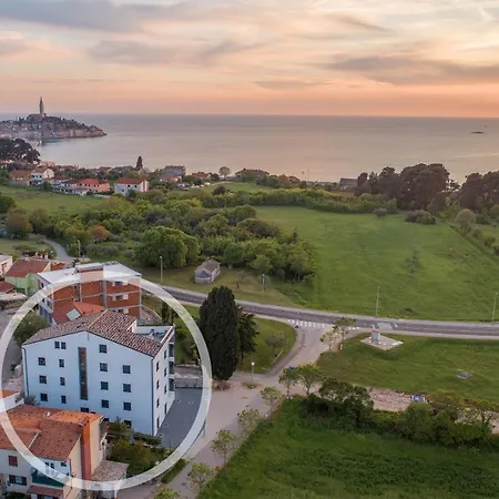 Apart Residence-Galant Rovinj Buitenkant foto