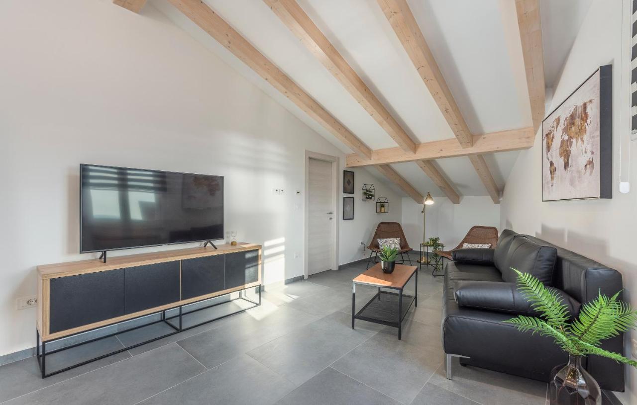 Residence-galant Lägenhet *